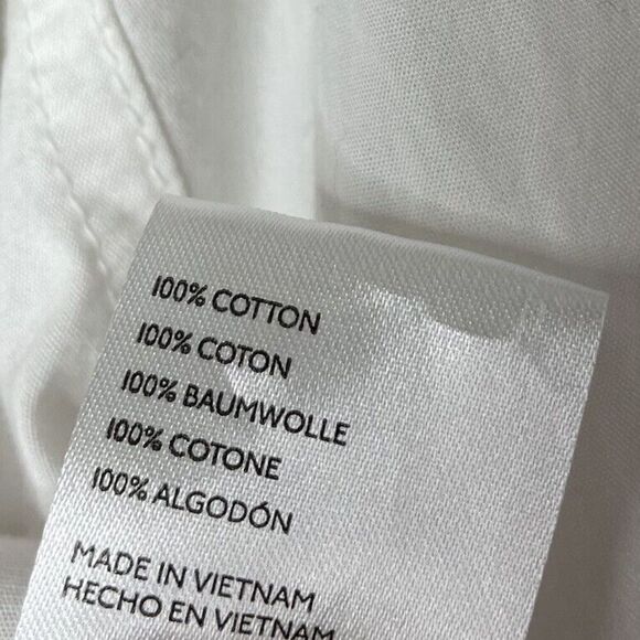 URBAN OUTFITTERS BDG Top Womens Medium White Button Down Crop NEW Blouse - Picture 13 of 13